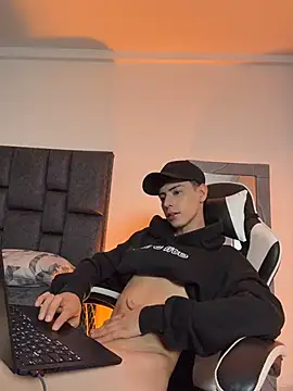 SebastianReed_ webcam