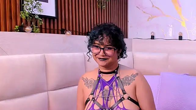 bella_trix01 webcam