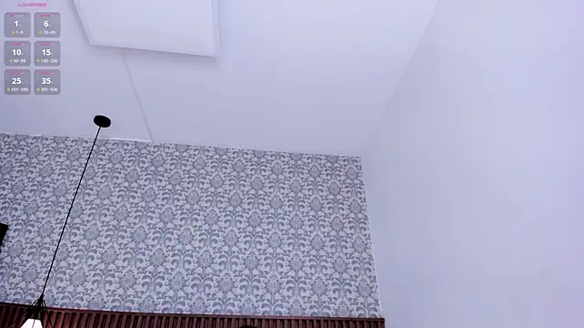 susie_thomsonn live sex cam