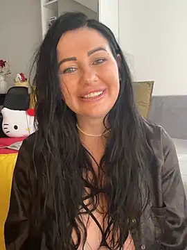 IRISWHITE17