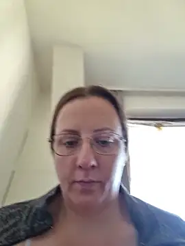 Goodass7 live cam preview