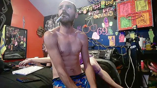 DaddyAndSplashQueen webcam