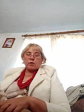 Elena_Beautiful784 live cam preview