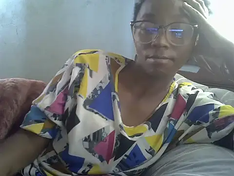 ElianeHot live cam on StripChat