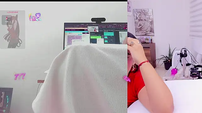 Daki_Ume_ live sex cam