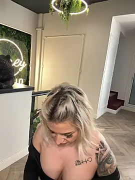 IveySin live sex cam