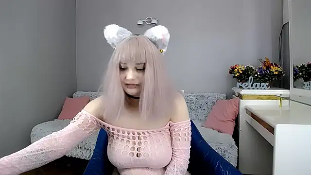 Estheri live cam on StripChat