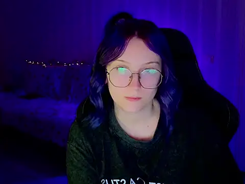 violet-siren-x