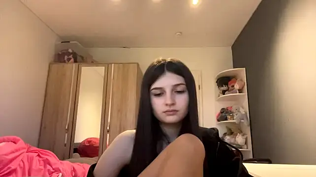 SpanishRooter live cam on StripChat