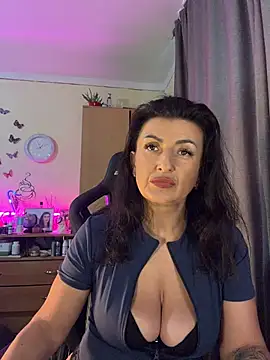 Hotangel75