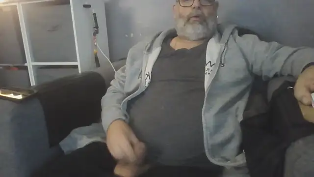 Naturistmale45 live cam preview