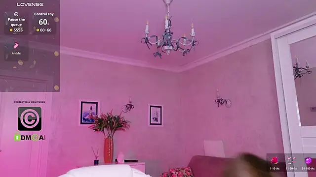 KellyKleine live cam on StripChat