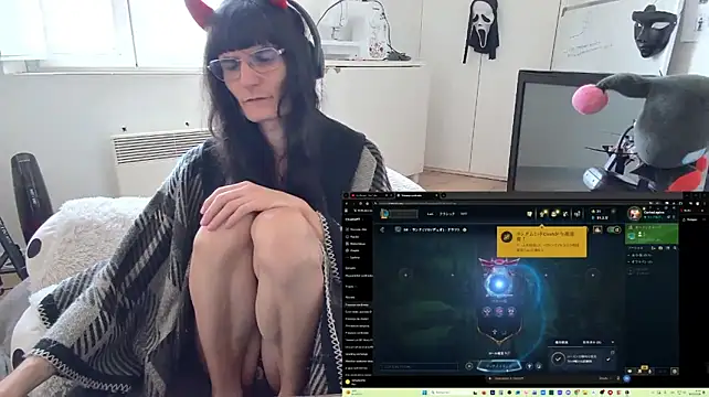 CeriseLapine live cam on StripChat