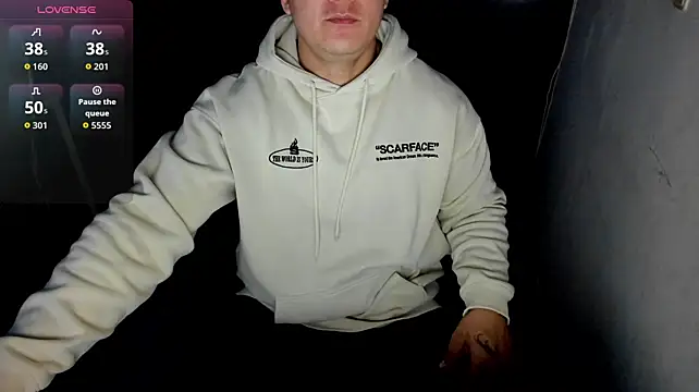 brownbulllll live cam on StripChat