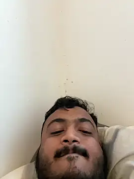 indianguysolo live cam on StripChat