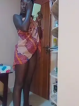 Pinky_Night webcam