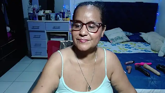 pervert_mommy_ live cam preview
