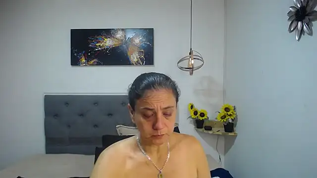 sasi_luna webcam