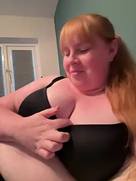 Curvy-GingeXX