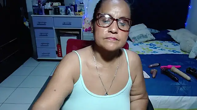 pervert_mommy_ live cam preview