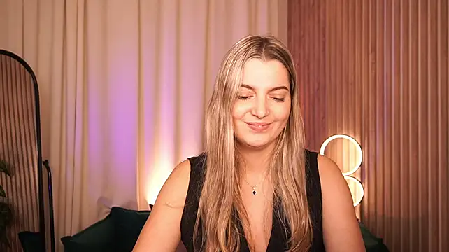 LucreciaStorm
