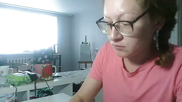 Alice_newhome live cam preview