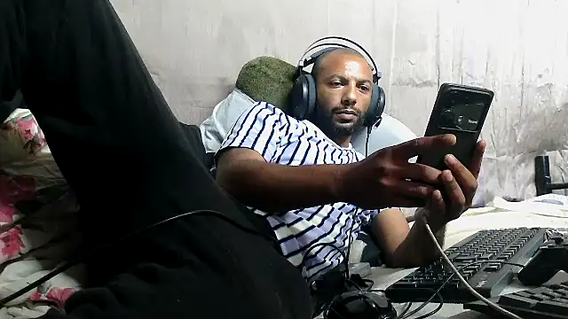 Camodick live cam on StripChat