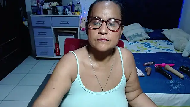 pervert_mommy_ live cam preview