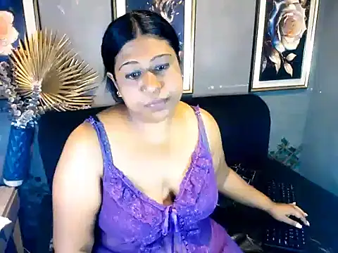 Indianroyalxo live cam preview