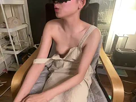 una_h live on Stripchat