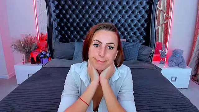 Rebecca_Diamond, live now