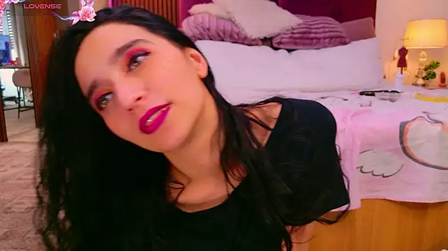 VanessaAngel, live now