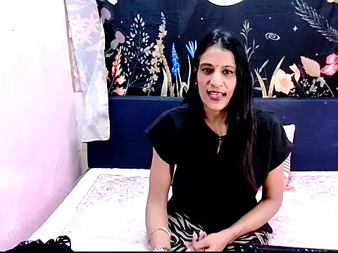 indiansexcsmile4u live cam preview