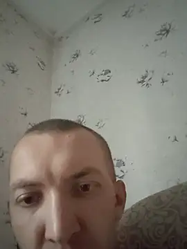 _uncle_Mitya-43_ live cam room