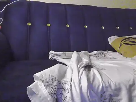 sweetbee14 live cam preview