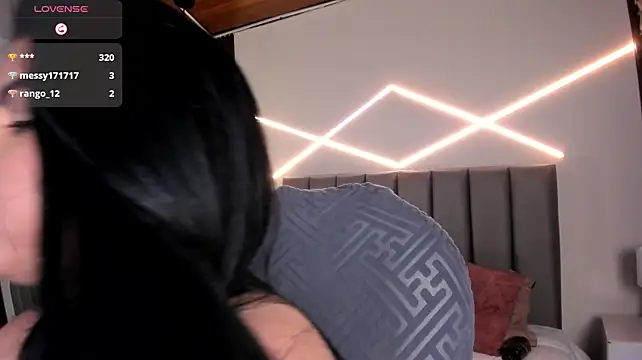 Veronicalanx1