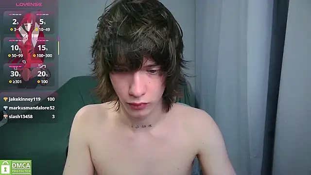 LeonBoykisser webcam