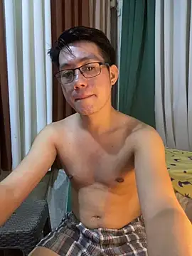 xshyboyx live cam on StripChat