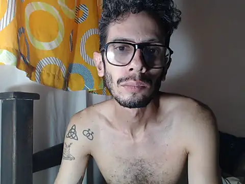 alisterxxx