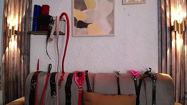 Naty_slavedoll live cam preview