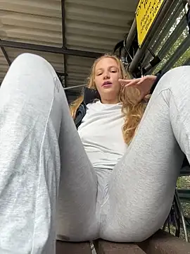 feedeegeorgie live cam preview