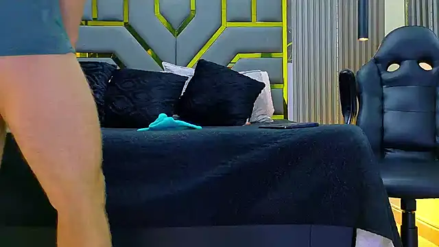 ALANNFERRER live cam preview