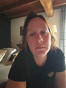 zelda252 live cam preview