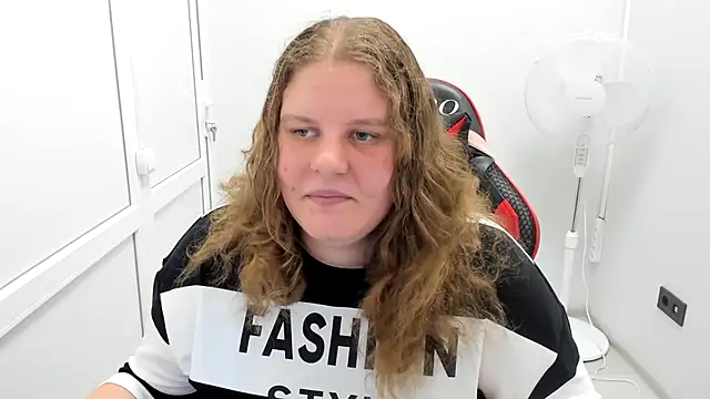 Bella_shyy_