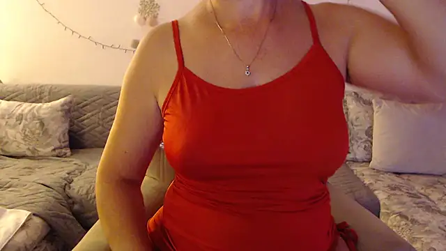YourfantasyGiuly live cam on StripChat