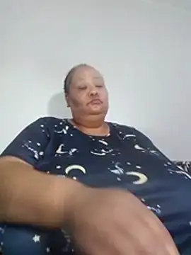 nancy111 live cam on StripChat
