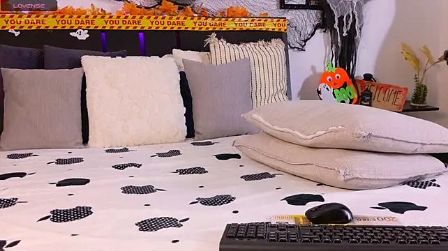 jimmy_doss (M young) - Touch me!! Make me horny!! Cum!!!