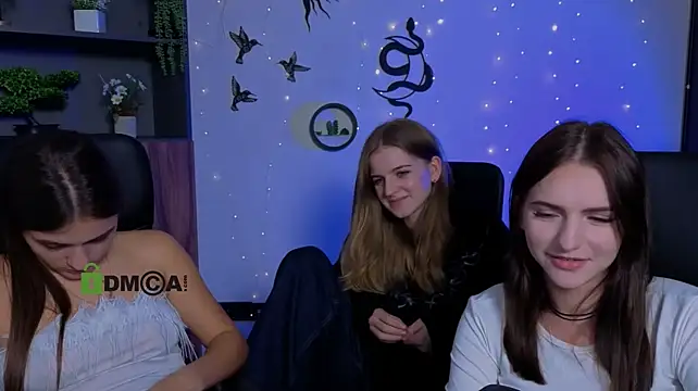 lisa_dark_