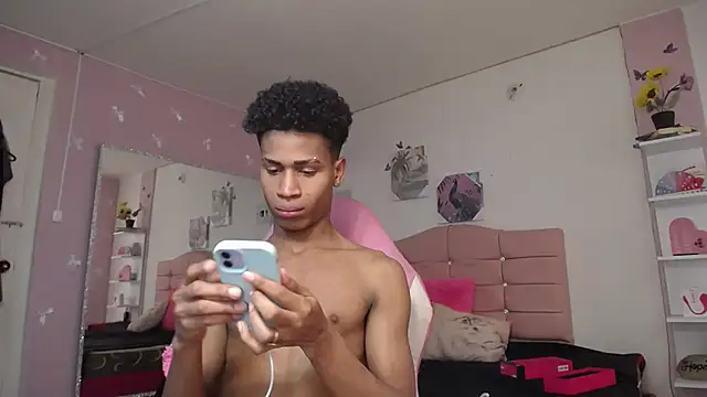 Santy_bigcock_01