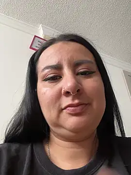 Abril_Luv webcam